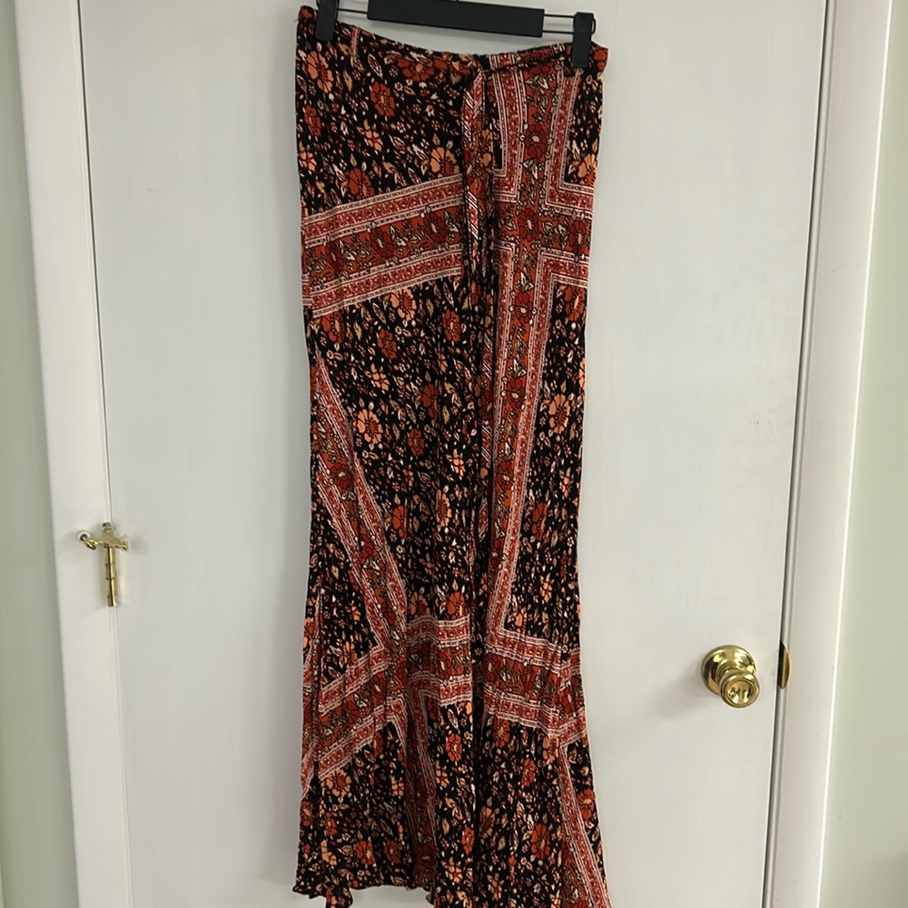 Patterned skirt